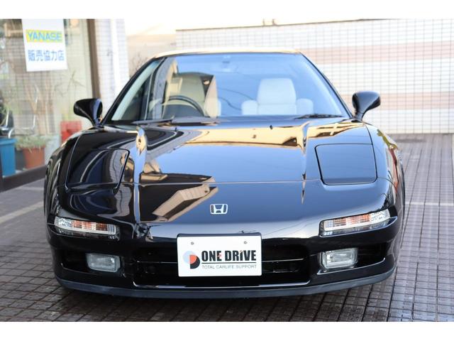 ＮＳＸ ベースグレード　５ＭＴ　走行６５２０ｋｍ　ベージュ革　ノーマル車（8枚目）