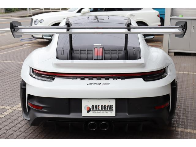 ９１１ ９１１ＧＴ３ＲＳ　左ハンドル　ヴァイザッハＰＫＧ　フロントアクスル　ＰＣＣＢ　登録済み未使用車　ポルシェダイナミックライトシステム　軽量鍛造マグネシウムホイール　サテン　ブラック塗装（19枚目）