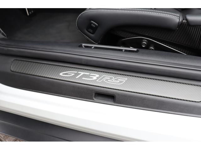 ９１１ ９１１ＧＴ３ＲＳ　左ハンドル　ヴァイザッハＰＫＧ　フロントアクスル　ＰＣＣＢ　登録済み未使用車　ポルシェダイナミックライトシステム　軽量鍛造マグネシウムホイール　サテン　ブラック塗装（26枚目）