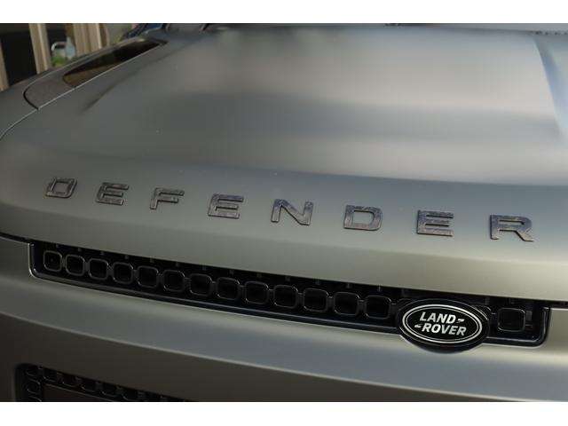 ディフェンダー オクタ　エディションワン　限定９０台　マットグリーン　カーボンファイバーツインレイズドエアインテーク　ワンオーナー　ユーザー買取車　ディプロイアブルサイドステップキット（19枚目）