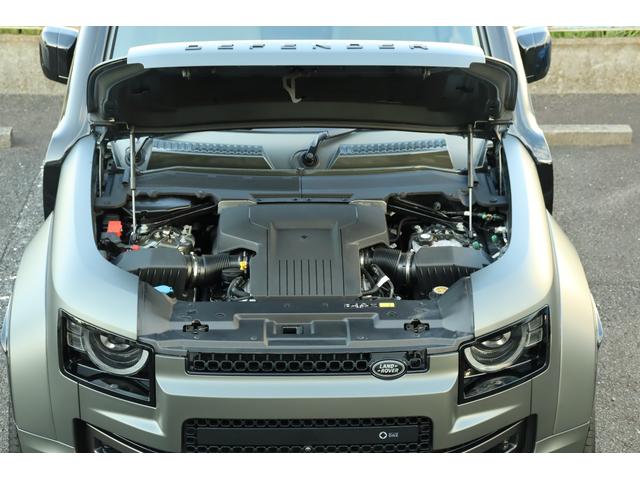 ディフェンダー オクタ　エディションワン　限定９０台　マットグリーン　カーボンファイバーツインレイズドエアインテーク　ワンオーナー　ユーザー買取車　ディプロイアブルサイドステップキット（55枚目）