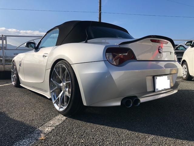 Ｚ４ ロードスター２．５ｉ　ＫＷ車高調　鍛造１９インチＡＷ　　ナビ　キセノンヘッドライト　　ブレンボキャリパー　ワンオフマフラー　エアロ　ＥＴＣ（4枚目）