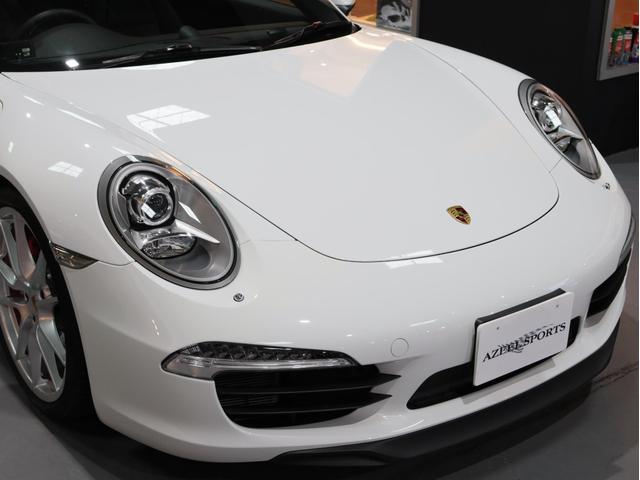 ９１１ ９１１カレラＳ　スポーツクロノＰ　スポエグ　スポーツステア　黒革シートＨ　電格ミラー　オートＡＣ　純正リップ　アルカンターラＲＦ　純ナビ地デジ／ＢＴ／ＤＶＤビデオ　２０ＡＷ／レッドキャリパー／白メーター　無鈑金　禁煙（4枚目）