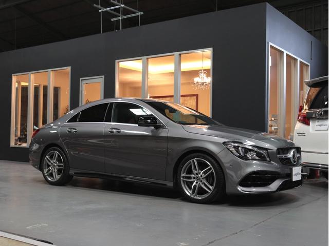 ＣＬＡクラス ＣＬＡ１８０　スポーツ　買取　４５用バンパーダクト　黒フロントリップ／サイドモール／ドアミラー　ＡＭＧ１８ＡＷ　カープレイ付純正ナビ地デジ／ＢＴ／Ｂカメラ　ＡＣＣ／レーンキープ／Ｂスポ　ドラレコ　ＬＥＤヘッド　無鈑金　禁煙車（3枚目）