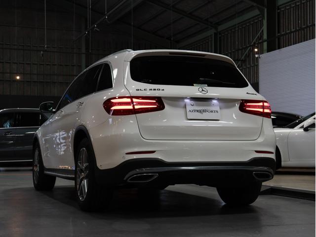 ＧＬＣ ＧＬＣ２２０ｄ　４マチックスポーツ（本革仕様）　買取　パノラマＳＲ　黒革　ブルメスターエアバランス　純正ナビ地デジＢＴ３６０カメラ　レーダーセーフ／ＡＣＣ／レーンキープ／Ｂスポット　ＨＵＤ　電動ゲート　ランニングボード　車庫保管　禁煙　４ＷＤ　軽油（11枚目）