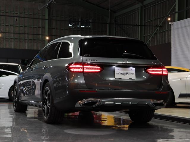 Ｅクラスオールテレイン Ｅ２２０ｄ　４マチック　オールテレイン　１オナ　後期　エクスクル－シブＰＫＧ　パノラマＳＲ　黒革／エア＆シ－トＨ　ブルメスタ－　エアバランス　ＨＵＤ　１９ＡＷ　カ－プレイ対応ナビ／地デジ／３６０カメラ　アンビライト　ドラレコ　無鈑金　禁煙（13枚目）