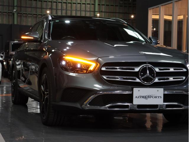 Ｅクラスオールテレイン Ｅ２２０ｄ　４マチック　オールテレイン　１オナ　後期　エクスクル－シブＰＫＧ　パノラマＳＲ　黒革／エア＆シ－トＨ　ブルメスタ－　エアバランス　ＨＵＤ　１９ＡＷ　カ－プレイ対応ナビ／地デジ／３６０カメラ　アンビライト　ドラレコ　無鈑金　禁煙（14枚目）