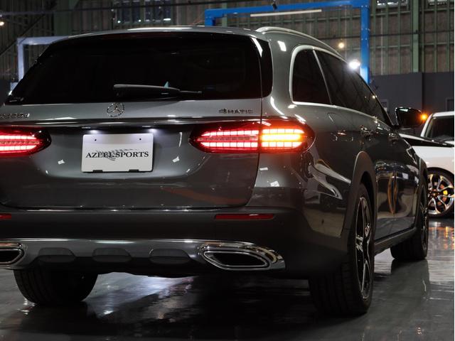 Ｅクラスオールテレイン Ｅ２２０ｄ　４マチック　オールテレイン　１オナ　後期　エクスクル－シブＰＫＧ　パノラマＳＲ　黒革／エア＆シ－トＨ　ブルメスタ－　エアバランス　ＨＵＤ　１９ＡＷ　カ－プレイ対応ナビ／地デジ／３６０カメラ　アンビライト　ドラレコ　無鈑金　禁煙（16枚目）