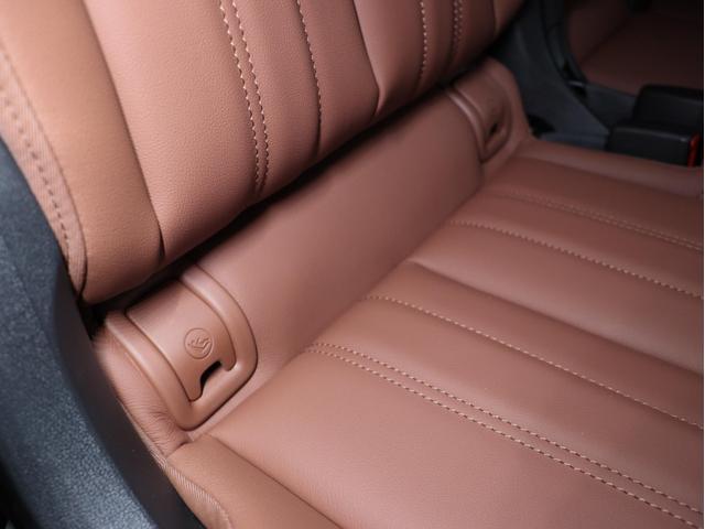 Ｑ５スポーツバック ４０ＴＤＩクワトロ　アドバンスド　１オナ　新車保証／フリ－ウェイ　黒１９ＡＷ　ブラックスタイリングＰＫＧ　マトリクスＬＥＤ　茶革／前後シ－トＨ　ステアＨ　純正カ－プレイ対応ナビ　置くだけ充電　ＡＣＣ／レ－ンキ－プ＆サイド　無鈑金　禁煙（37枚目）