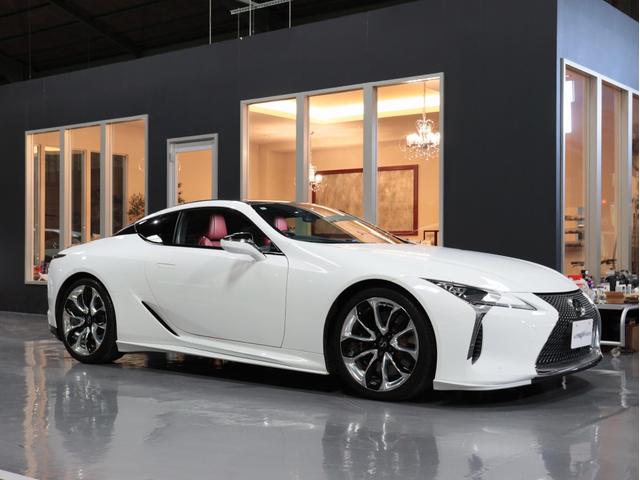 LC LC500 Sパッケージ 無鈑金 TRDエアロ ダークローズアルカンタラコンビシート 純正21AW カーボンルーフ 3眼LED 純正ナビ/地デジ/BT/Bカメラ/パークセンサー スマートキー V8 477馬力 車庫保管 禁煙(3枚目)
