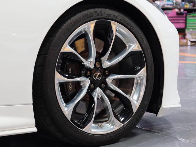 LC LC500 Sパッケージ 無鈑金 TRDエアロ ダークローズアルカンタラコンビシート 純正21AW カーボンルーフ 3眼LED 純正ナビ/地デジ/BT/Bカメラ/パークセンサー スマートキー V8 477馬力 車庫保管 禁煙(7枚目)