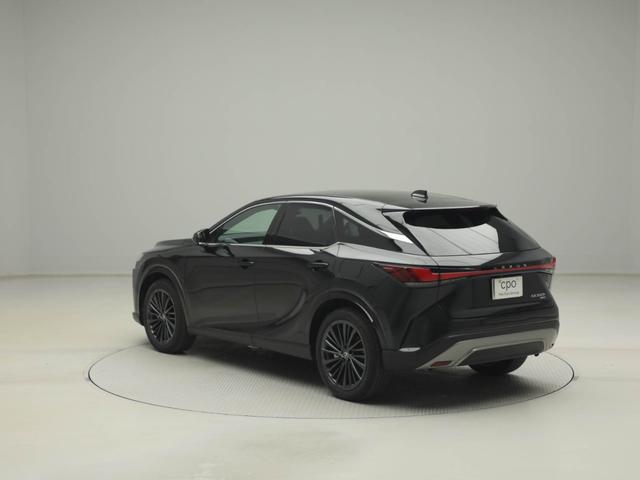 ＲＸ ＲＸ３５０ｈ　バージョンＬ　ＣＰＯ　レクサス認定中古車　ムーンルーフ　デジタルインナーミラー　輻射ヒーター　ドライブレコーダー　電子キー＋カードキー（4枚目）