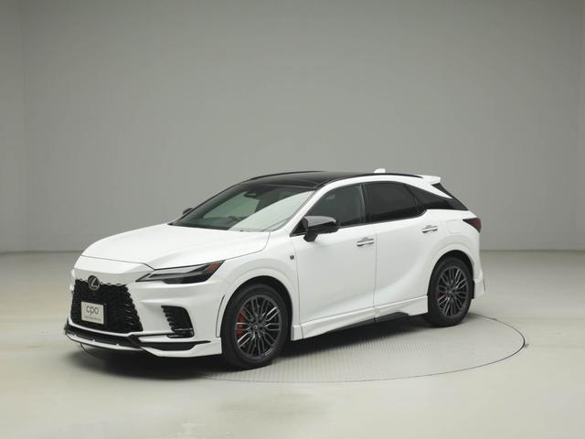 ＲＸ ＲＸ５００ｈ　Ｆスポーツパフォーマンス　ＣＰＯ　レクサス認定中古車　ＦＳＰＯＲＴ専用オレンジブレーキキャリパー　パノラマルーフ　ルーフレール　ＦＳＰＯＲＴ専用２１インチダークメタリック塗装アルミ（3枚目）