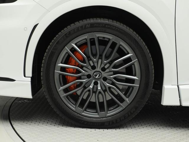 ＲＸ ＲＸ５００ｈ　Ｆスポーツパフォーマンス　ＣＰＯ　レクサス認定中古車　ＦＳＰＯＲＴ専用オレンジブレーキキャリパー　パノラマルーフ　ルーフレール　ＦＳＰＯＲＴ専用２１インチダークメタリック塗装アルミ（31枚目）