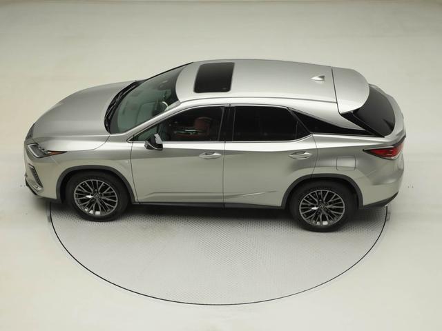 ＲＸ ＲＸ３００　バージョンＬ　ＣＰＯ　レクサス認定中古車　三眼フルＬＥＤヘッドランプ　ブレードスキャン式ＡＨＳ　ムーンルーフ　ＩＴＳＣＯＮＮＥＣＴ　パノラミックビューモニター　ブラインドスポットモニター　パーキングサポートブレーキ（12枚目）