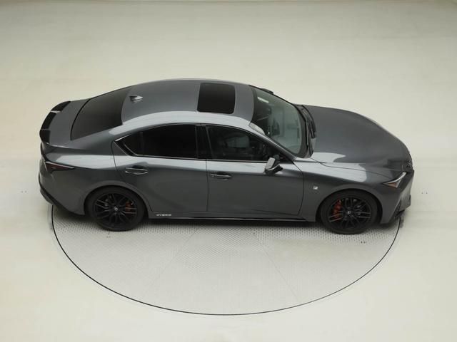 ＩＳ ＩＳ３００ｈ　ＦスポーツモードブラックＩＩＩ　ＣＰＯ　レクサス認定中古車　マークレビンソン　ＦＳＰＯＲＴ専用オレンジブレーキキャリパー　ムーンルーフ　パノラミックビューモニター　ドライブレコーダー（16枚目）