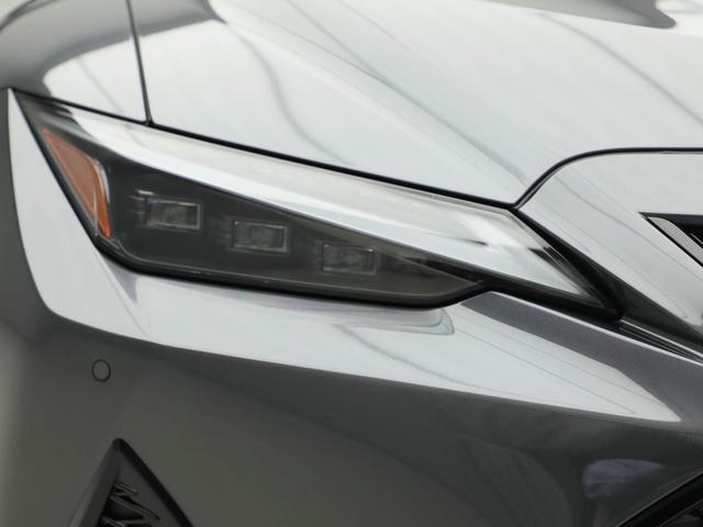 ＩＳ ＩＳ３００ｈ　ＦスポーツモードブラックＩＩＩ　ＣＰＯ　レクサス認定中古車　マークレビンソン　ＦＳＰＯＲＴ専用オレンジブレーキキャリパー　ムーンルーフ　パノラミックビューモニター　ドライブレコーダー（30枚目）