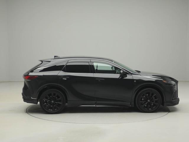 RX RX500h Fスポーツパフォーマンス RX500h Fスポーツパフォーマンス(5名) CPO レクサス認定中古車 パノラマルーフ 輻射ヒーター(運転席・助手席) ルーフレール 電子キー2個+カードキー ドライブレコーダー(8枚目)