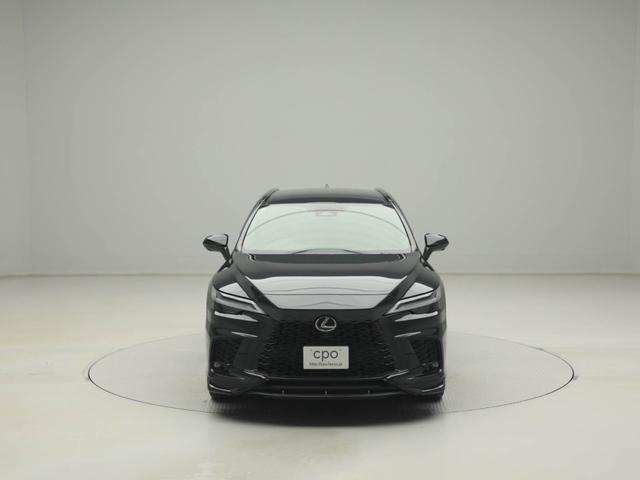 RX RX500h Fスポーツパフォーマンス RX500h Fスポーツパフォーマンス(5名) CPO レクサス認定中古車 パノラマルーフ 輻射ヒーター(運転席・助手席) ルーフレール 電子キー2個+カードキー ドライブレコーダー(10枚目)