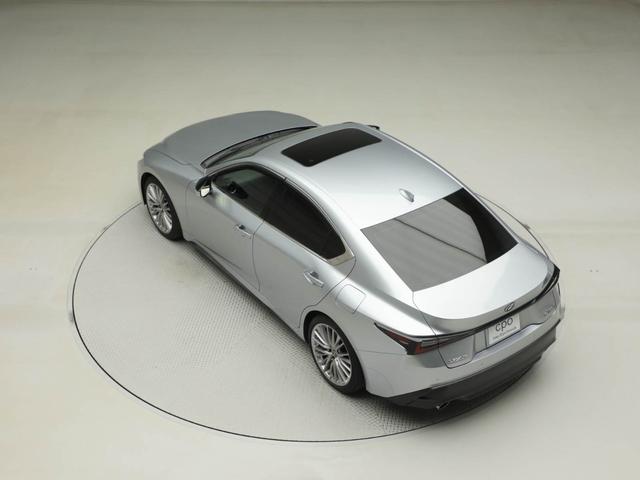 IS IS300h バージョンL CPO レクサス認定中古車 ムーンルーフ パノラミックビューモニター ウィンドウフィルム ブラインドスポットモニター パーキングサポートブレーキ ドライブレコーダー(13枚目)