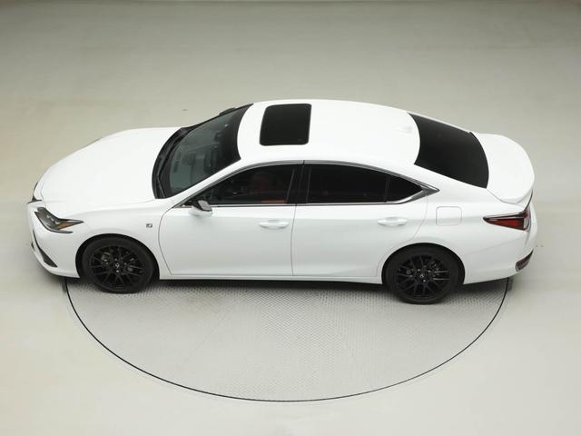ＥＳ ＥＳ３００ｈ　Ｆスポーツ　ＣＰＯ　レクサス認定中古車　ハンズフリーパワートランクリッド　鍛造アルミホイール（ＴＲＤ製）（11枚目）