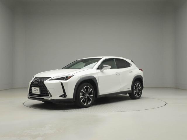 UX UX250h バージョンL CPOレクサス認定中古車 パノラミックビューモニター ナンバーフレーム ドライブレコーダー(純正前後)(2枚目)