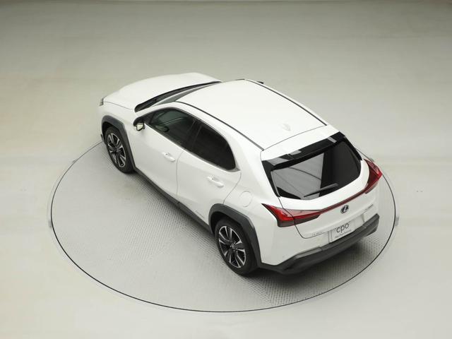 UX UX250h バージョンL CPOレクサス認定中古車 パノラミックビューモニター ナンバーフレーム ドライブレコーダー(純正前後)(17枚目)