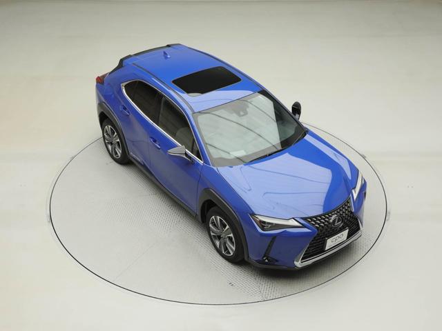 ＵＸ ＵＸ３００ｅ　バージョンＬ　ＣＰＯ　レクサス認定中古車　ムーンルーフ　おくだけ充電　ホイールロックナット　ドライブレコーダー（16枚目）