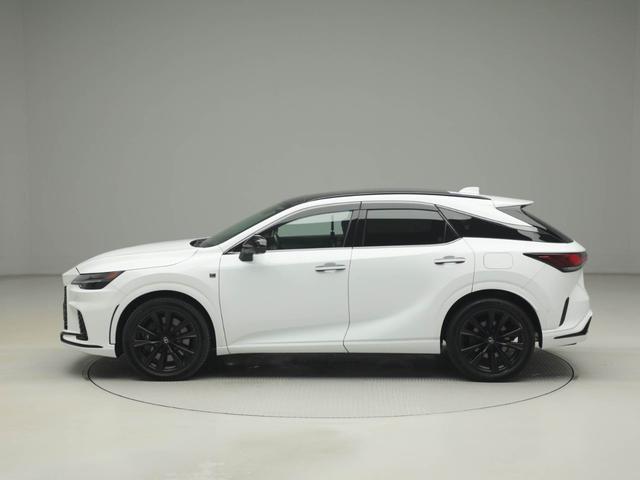 ＲＸ ＲＸ５００ｈ　Ｆスポーツパフォーマンス　ＲＸ５００ｈ　Ｆスポーツパフォーマンス（５名）　ＣＰＯ　レクサス認定中古車　タイヤ４本新品　パノラマルーフ　輻射ヒーター（運転席・助手席）　ルーフレール　電子キー２個＋デジタルキー（4枚目）