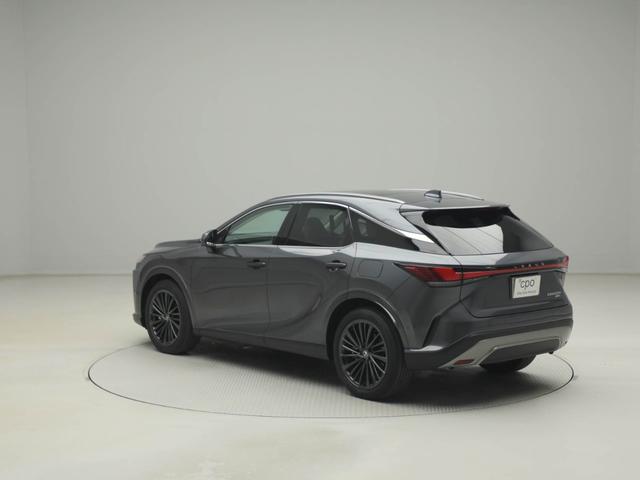 ＲＸ ＲＸ４５０ｈ＋　バージョンＬ　ＲＸ４５０ｈ＋　バージョンＬ（５名）　ＣＰＯ　レクサス認定中古車　輻射ヒーター（運転席・助手席）　パノラマルーフ　ルーフレール（5枚目）