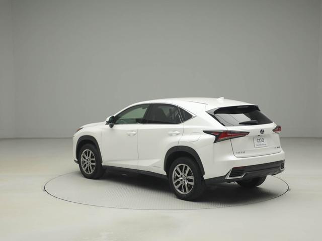 NX NX300h CPO レクサス認定中古車225/60R18インチアルミホイール&タイヤ ブラインドスポットモニター+リヤクロストラフィックアラート(5枚目)