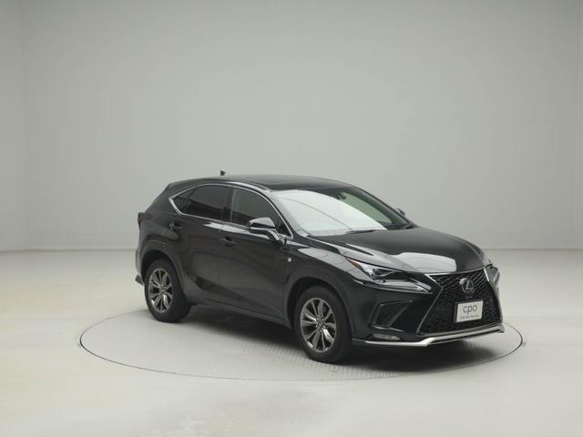 NX NX300 Fスポーツ CPO レクサス認定中古車 ムーンルーフ パノラミックビューモニター ブラインドスポットモニター 三眼フルLEDヘッドランプ アダプティブハイビームシステム ハンズフリーパワーバックドア(9枚目)