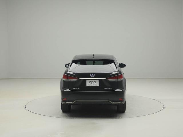 ＲＸ ＲＸ４５０ｈ　Ｆスポーツ　ＣＰＯ　レクサス認定中古車　ムーンルーフ　おくだけ充電　パノラミックビューモニター　ドライブレコーダー（純正前後）　ハンズフリーパワーバックドア（6枚目）