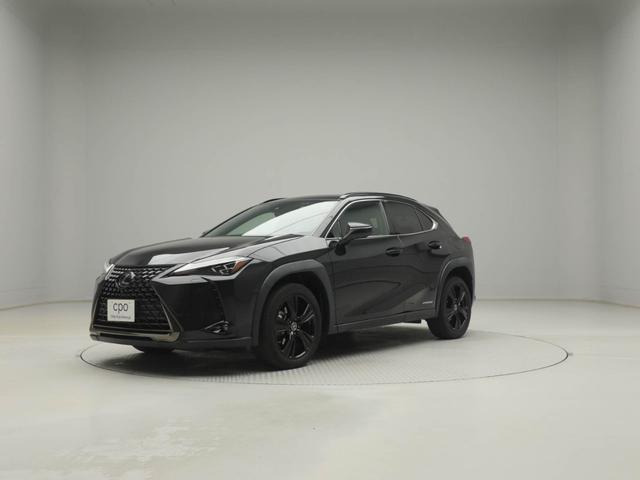 UX UX250h アーバンエレガンス CPOレクサス認定中古車 ムーンルーフ 三眼フルLEDヘッドランプ ITSCONNECT ハンズフリーパワーバックドア パノラミックビューモニター ドライブレコーダー(2枚目)