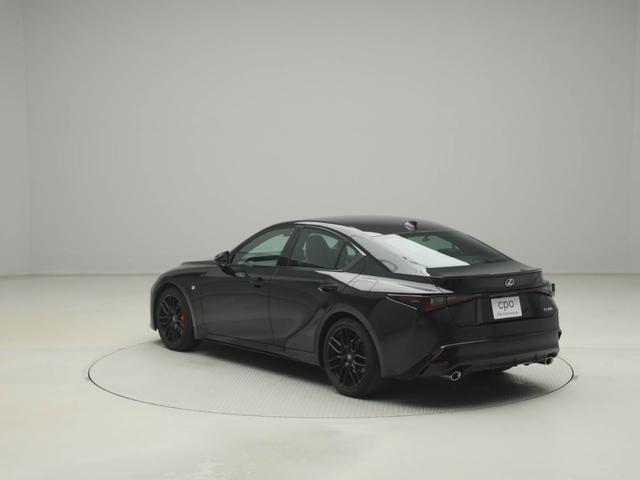 ＩＳ ＩＳ３００　ＦスポーツモードブラックＩＩＩ　ＣＰＯ　レクサス認定中古車　オレンジブレーキキャリパー　パノラミックビューモニター　ムーンルーフ　ドライブレコーダー（純正前後）（4枚目）