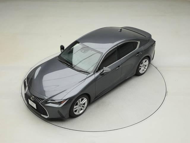 ＩＳ ＩＳ３００ｈ　ＣＰＯ　レクサス認定中古車　三眼フルＬＥＤヘッドランプ＆ＬＥＤフロントターンシグナルランプ　パノラミックビューモニター　後席ＳＲＳサイドエアバッグ（11枚目）