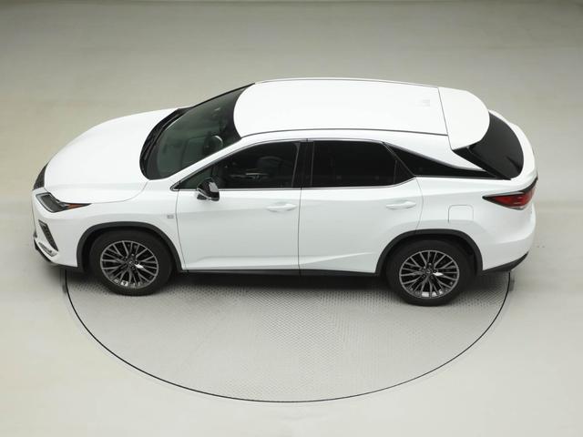 ＲＸ ＲＸ３００　Ｆスポーツ　ＣＰＯ　レクサス認定中古車　寒冷地仕様　セカンドシートヒーター　パーキングサポートブレーキ　ブラインドスポットモニター　パノラミックビューモニター　ドライブレコーダー（12枚目）
