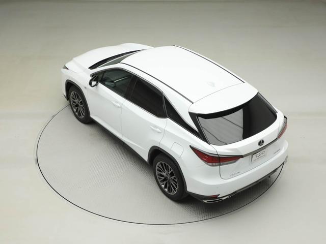 ＲＸ ＲＸ３００　Ｆスポーツ　ＣＰＯ　レクサス認定中古車　寒冷地仕様　セカンドシートヒーター　パーキングサポートブレーキ　ブラインドスポットモニター　パノラミックビューモニター　ドライブレコーダー（13枚目）