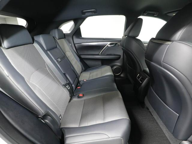 ＲＸ ＲＸ３００　Ｆスポーツ　ＣＰＯ　レクサス認定中古車　寒冷地仕様　セカンドシートヒーター　パーキングサポートブレーキ　ブラインドスポットモニター　パノラミックビューモニター　ドライブレコーダー（21枚目）