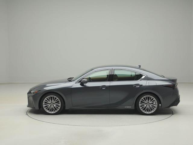 ���N�T�X�F�蒆�ÎԂł́A���N�T�X��p�̎����ԕی�����舵���Ă���܂��B���w��������q�l�̃J�[���C�t����������T�|�[�g�����Ē����܂��B