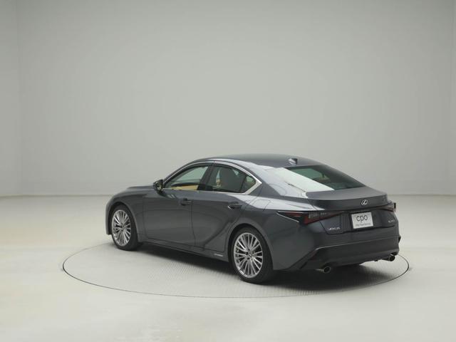 ＩＳ ＩＳ３００ｈ　バージョンＬ　レクサスＣＰＯ認定中古車　パノラミックビューモニター　ブラインドスポットモニター　ドライブレコーダー（汎用）（6枚目）