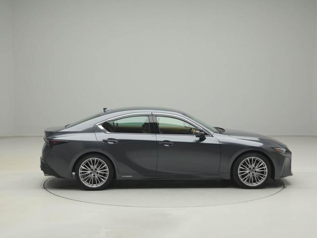 ＩＳ ＩＳ３００ｈ　バージョンＬ　レクサスＣＰＯ認定中古車　パノラミックビューモニター　ブラインドスポットモニター　ドライブレコーダー（汎用）（9枚目）