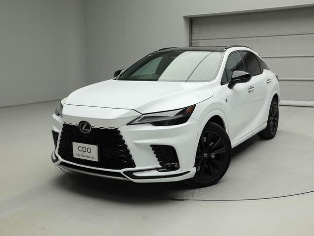 ＲＸ ＲＸ５００ｈ　Ｆスポーツパフォーマンス　レクサスＣＰＯ認定中古車　オレンジキャリパー　輻射ヒーター　パノラミックビューモニター　パノラマルーフ（2枚目）