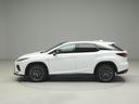 ＲＸ ＲＸ３００　Ｆスポーツ　レクサス認定中古車ＣＰＯ　パノラマルーフ　ルーフレール　三眼フルＬＥＤヘッドランプ　パノラミックビューモニター　セカンドシートヒーター　セカンドパワーシート（5枚目）