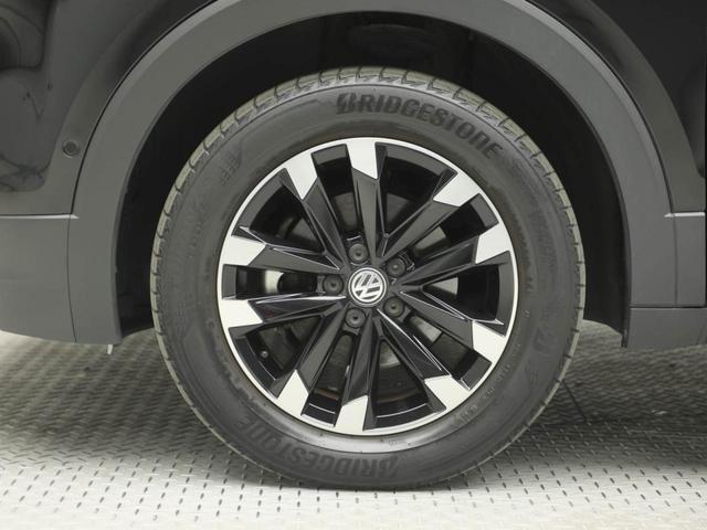 Ｔ－クロス ＴＳＩ　１ｓｔ　認定中古車　アダクティブクルーズコントロール（全車速追従機能付き）　ブラインドスポットディテクション（後方死角検知機能）　リヤビューカメラ　リヤトラフィックアラート　パークディスタンスコントロール（21枚目）