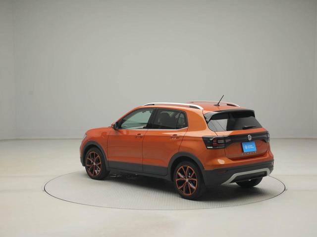 Ｔ－クロス ＴＳＩ　１ｓｔプラス　認定中古車　アダクティブクルーズコントロール（全車速追従機能付き）　レーンキープアシスト　ブラインドスポットディテクション（後方死角検知機能）　パークディスタンスコントロール　リヤトラフィックアラート（3枚目）