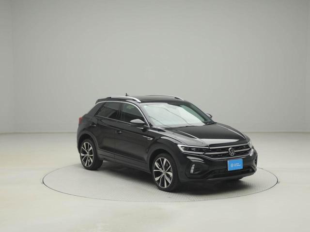 Ｔ－ロック ＴＤＩ　Ｒライン　認定中古車　アダクティブクルーズコントロール（全車速追従機能付き）　レーンキープアシスト　レーンチェンジアシスト　パークディスタンスコントロール　リヤトラフィックアラート　デジタルメータークラスター（7枚目）