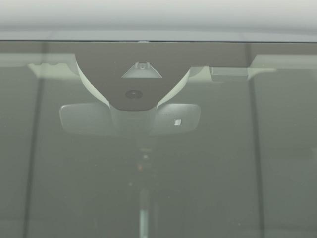 ゴルフ ＴＤＩアクティブアドバンス　プラチナムエディション　認定中古車　アダクティブクルーズコントロール（全車速追従機能付き）　レーンキープアシスト　パークディスタンスコントロール　リヤトラフィックアラート　レーンチェンジアシスト　デジタルメータークラスター（10枚目）