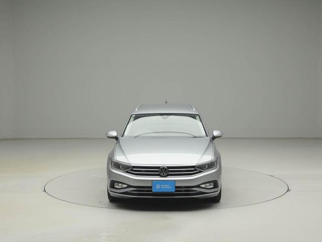 パサートヴァリアント TDIエレガンスアドバンス 認定中古車 アダクティブクルーズコントロール(全車速追従機能付き) レーンキープアシスト パークディスタンスコントロール リヤトラフィックアラート デジタルメータークラスター(8枚目)