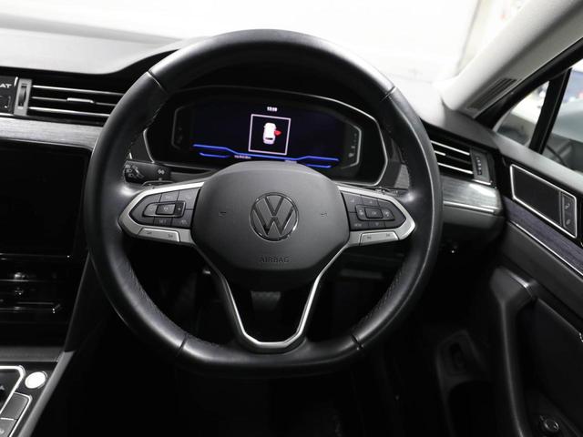 パサートヴァリアント TDIエレガンスアドバンス 認定中古車 アダクティブクルーズコントロール(全車速追従機能付き) レーンキープアシスト パークディスタンスコントロール リヤトラフィックアラート デジタルメータークラスター(14枚目)